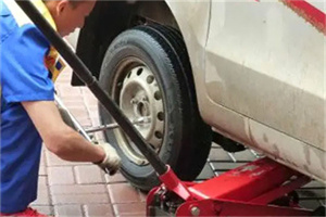 三江附近拖车24小时服务热线电话